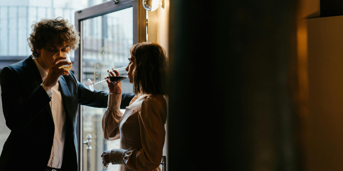 Cafecitos, terrazas pequeñas y rincones tranquilos para citas nocturnas económicas en CDMX.